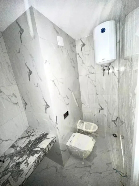 Tirane, shitet apartament 2+1+Ballkon Kati 3, 113 m² 247.500 € (Kopshti Zoologjik)
