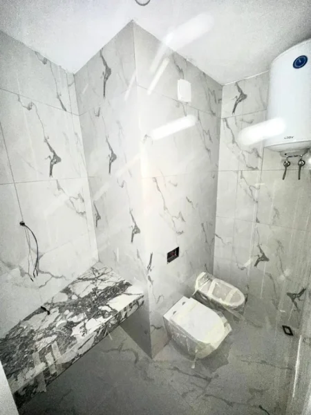 Tirane, shitet apartament 2+1+Ballkon Kati 3, 113 m² 247.500 € (Kopshti Zoologjik)