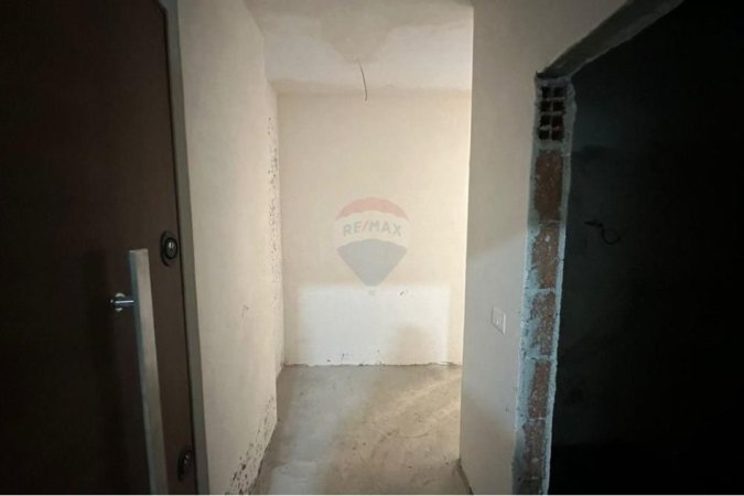 Tirane, shitet apartament 1+1 , 120.000 € (Kodra e Diellit)