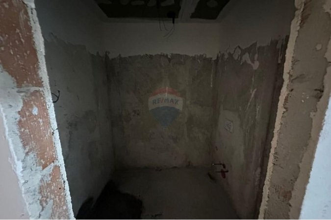 Tirane, shitet apartament 1+1 , 120.000 € (Kodra e Diellit)