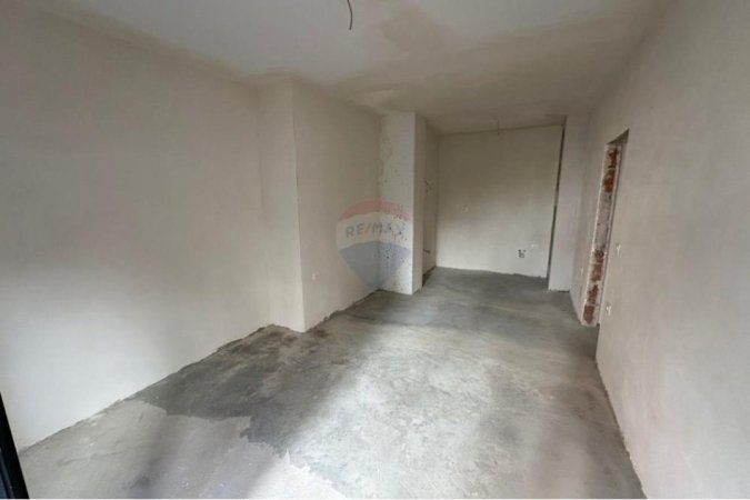 Tirane, shitet apartament 1+1 , 120.000 € (Kodra e Diellit)