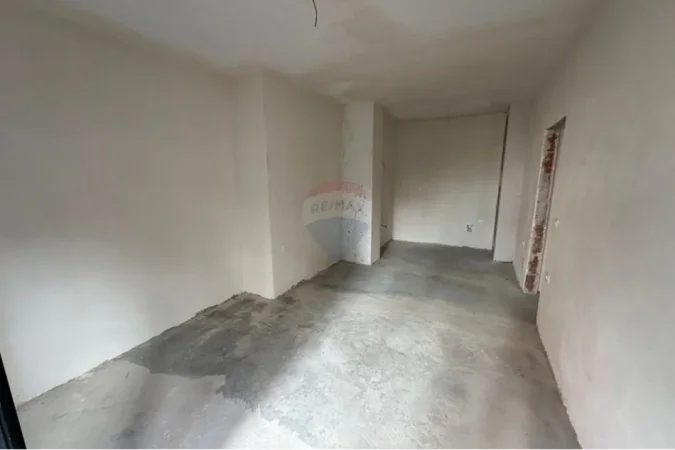 Tirane, shitet apartament 1+1 , 120.000 € (Kodra e Diellit)