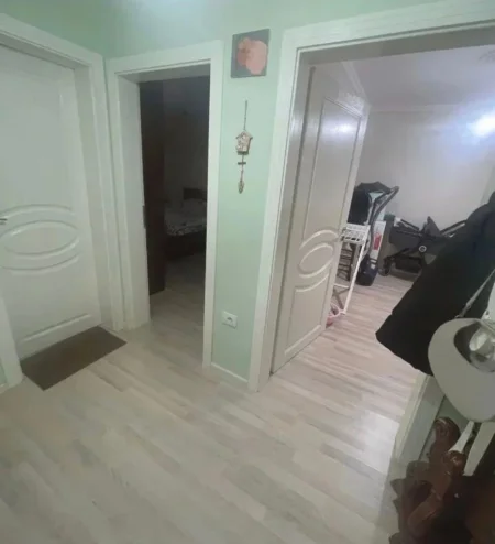 Tirane, shitet apartament 2+1+Ballkon Kati 2, 66 m² 98.000 € (Shkolla "Osman Myderizi")