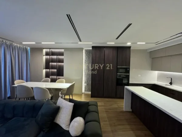 Tirane, shitet apartament 2+1 Kati 11, 126 m² 580.000 € (Liqeni Artificial)