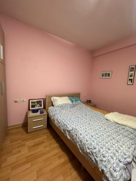 Tirane, jepet me qera apartament 1+1 Kati 6, 68 m² 600 € (ATSH)