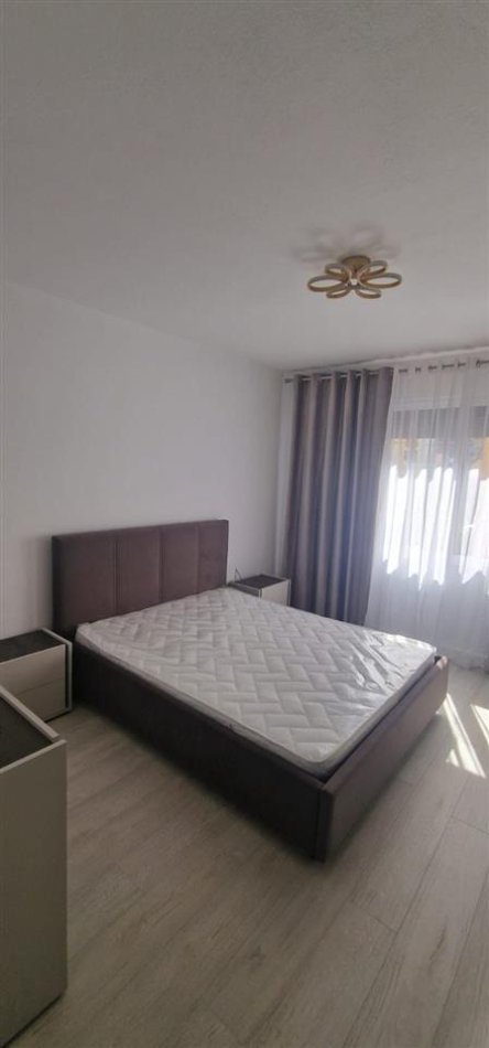 Tirane, jepet me qera apartament 1+1 Kati 3, 63 m² 680 € (komuna parisit)
