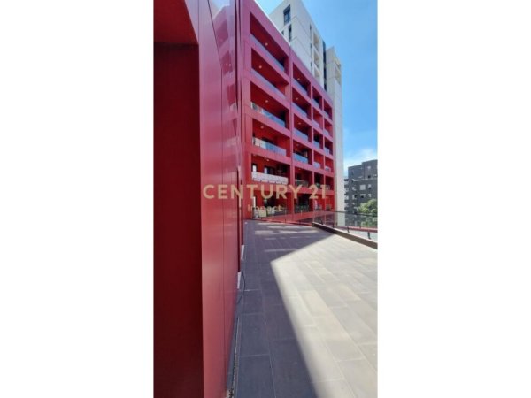 Tirane, shes apartament 2+1+VERAND(50M2) , 94 m² 190.800 € (Kompleksi Arlis, Farmacia 10, Rruga e Dibrës)