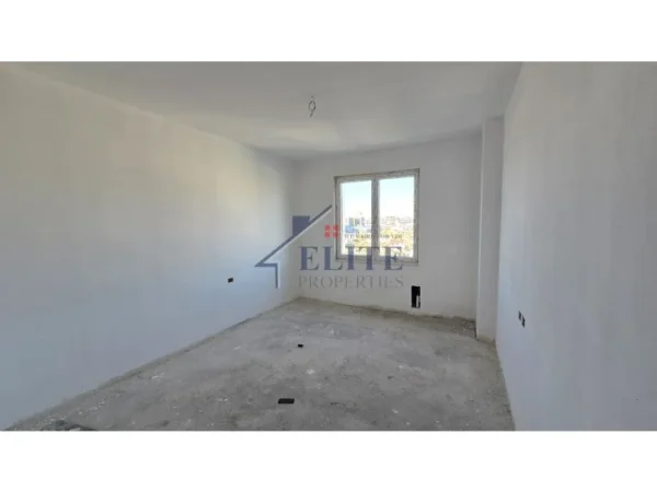 Tirane, shitet apartament 2+1 Kati 6, 105 m² 110.292 € (Golden Hands Paskuqan)