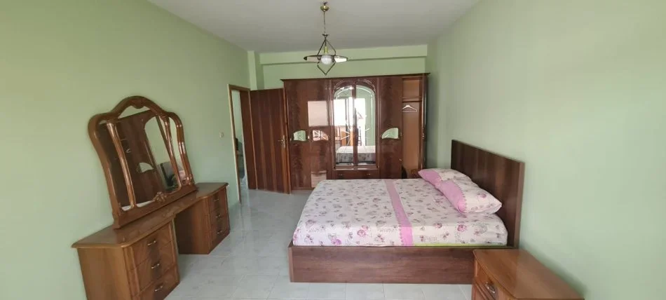 Durres, jepet me qera apartament 2+1 Kati 2, 113 m² 500 € (Vollga)