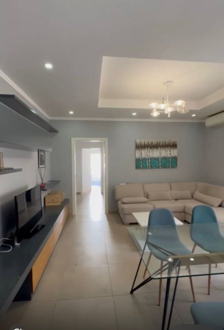 Tirane, jepet me qera apartament 2+1 Kati 6, 110 m² 600 € (Liqeni i Thate)