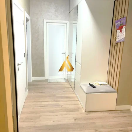 Tirane, jepet me qera apartament 2+1+Ballkon Kati 3, 103 m² 10.000 € (kopshti zoologjik)