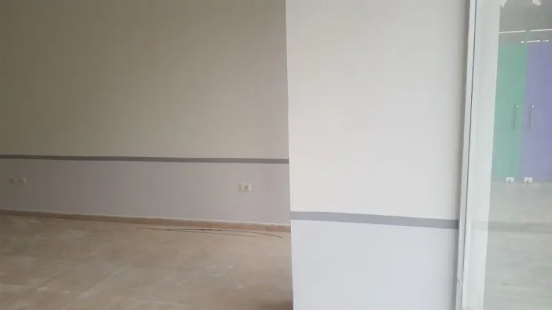 Tirane, shitet dyqan , 73 m² 87.600 € (Yzberisht)