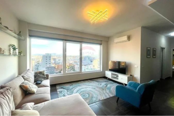 Tirane, jepet me qera apartament+verande | Penthouse 2+1 Kati 11, 90 m² 1.000 € (Pazari i Ri)