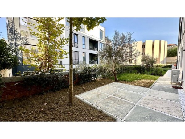 Tirane, jepet me qera apartament+verande | Penthouse 2+1+Aneks+Ballkon Kati 0, 160 m² 1.650 € (Forest Residence, Neom102988)