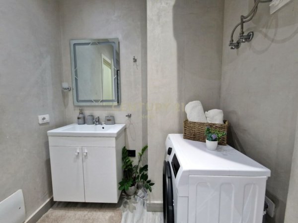 Tirane, shes apartament 1+1 Kati 1, 70 m² 177.500 € (Shkolla e Kuqe, Neom103576)
