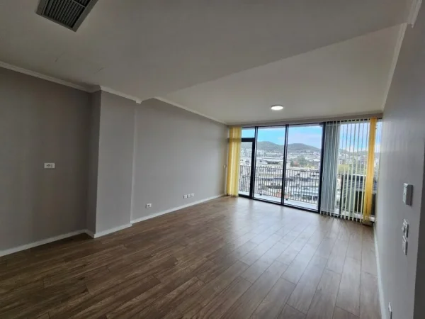Tirane, jepet me qera zyre Kati 9, 68 m² 750 € (Lake View)