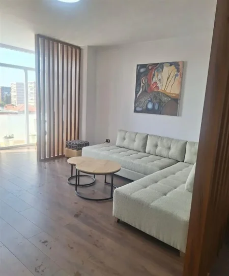 Tirane, shitet apartament 2+1+Ballkon Kati 5, 120 m² 175.000 € (Don Bosko)