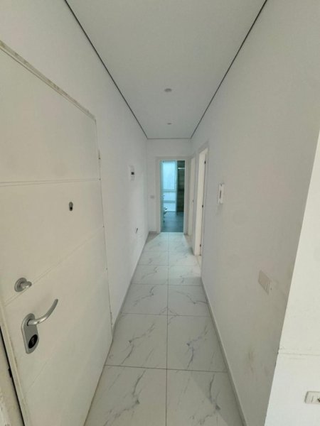 Durres, shitet apartament 2+1+Aneks+Ballkon Kati 2, 106 m² 263.000 € (Gjiri i Lalzit)