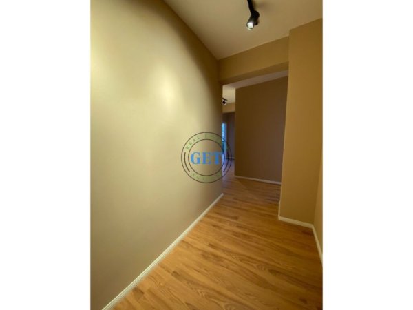 Durres, jepet me qera apartament 2+1 Kati 2, 85 m² 400 € (Spitali Rajonal, Durres)