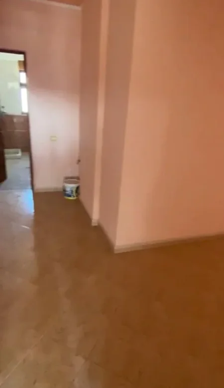 Durres, shitet apartament 2+1+Aneks+Ballkon Kati 4, 114 m² 114.000 € (Rruga Pavaresia)