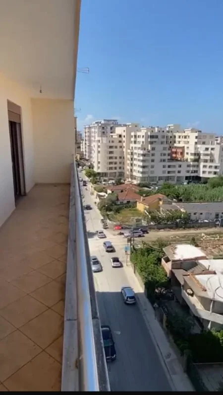 Durres, shitet apartament 2+1+Aneks+Ballkon Kati 4, 114 m² 114.000 € (Rruga Pavaresia)