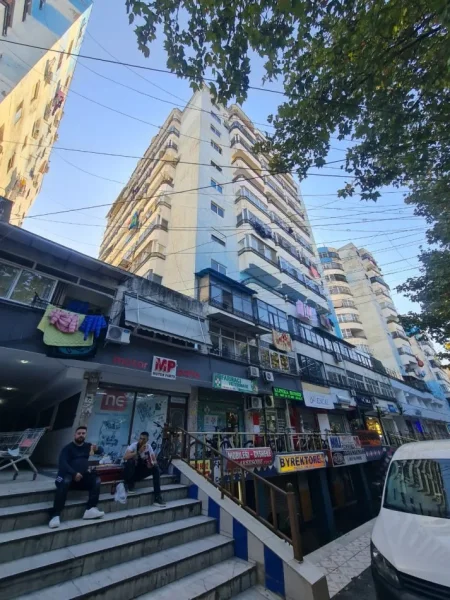 Tirane, shitet apartament 2+1+Aneks+Ballkon Kati 10, 82 m² 142.000 € (rruga Dritan Hoxha Pallatet Hawai)