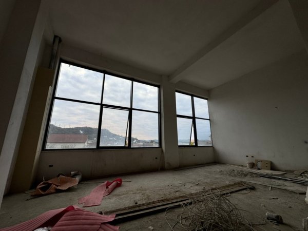 Tirane, shitet apartament 1+1 , 78 m² 105.000 € (Spitali Amerikan 3)