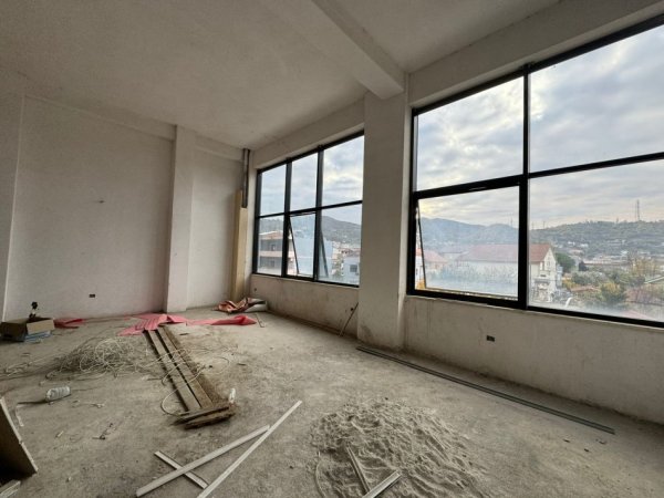 Tirane, shitet apartament 1+1 , 78 m² 105.000 € (Spitali Amerikan 3)