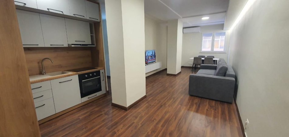 shitet apartament , 82 m² 198.000 €