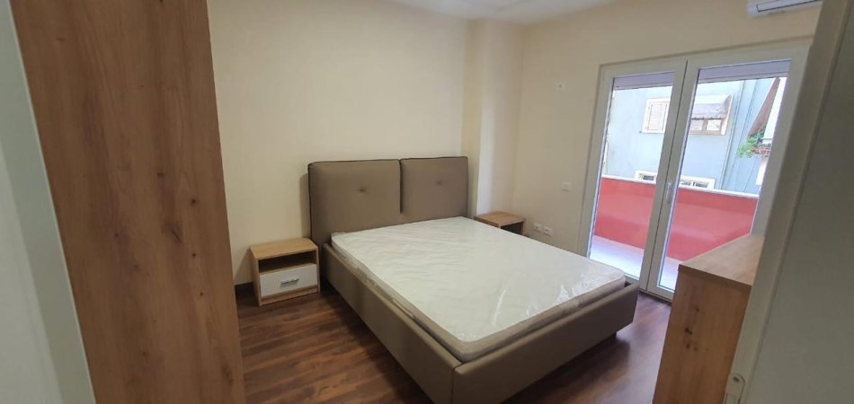 shitet apartament , 82 m² 198.000 €