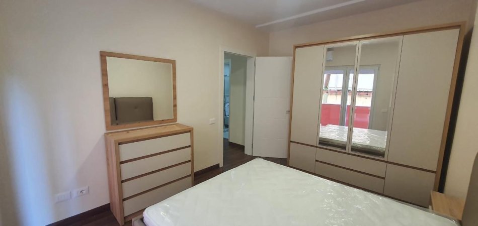 shitet apartament , 82 m² 198.000 €