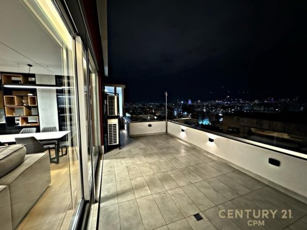Tirane, jap me qera apartament 3+1+3+ 2 POSTE PARKIMI+VERANDE , 220 m² 1.600 € (Selite)
