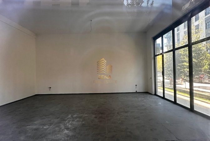 Tirane, jepet me qera ambjent biznesi Kati 0, 178 m² 2.500 € (Rruga Feizi Himzo)