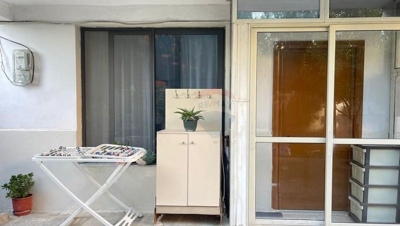 Tirane, jap me qera apartament 1+1 Kati 3, 65 m² 400 € (don bosko)