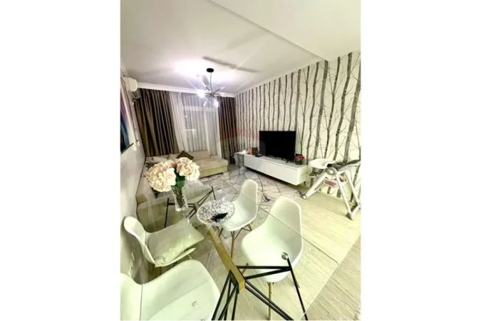 Tirane, shitet apartament 1+1 Kati 9, 70 m² 170.000 € (Komuna e Parisit,)