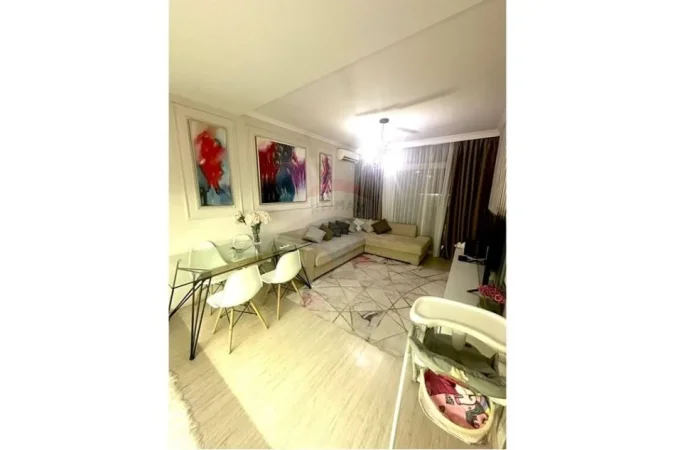 Tirane, shitet apartament 1+1 Kati 9, 70 m² 170.000 € (Komuna e Parisit,)