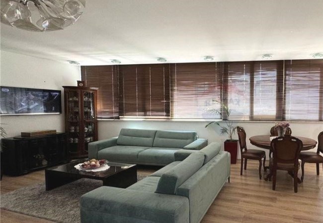 Tirane, jap me qera apartament Dublex , 130 m² 1.200 € 