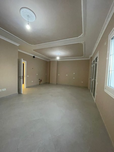Tirane, shitet apartament 3+1 Kati 3, 162 m² (Kamez)
