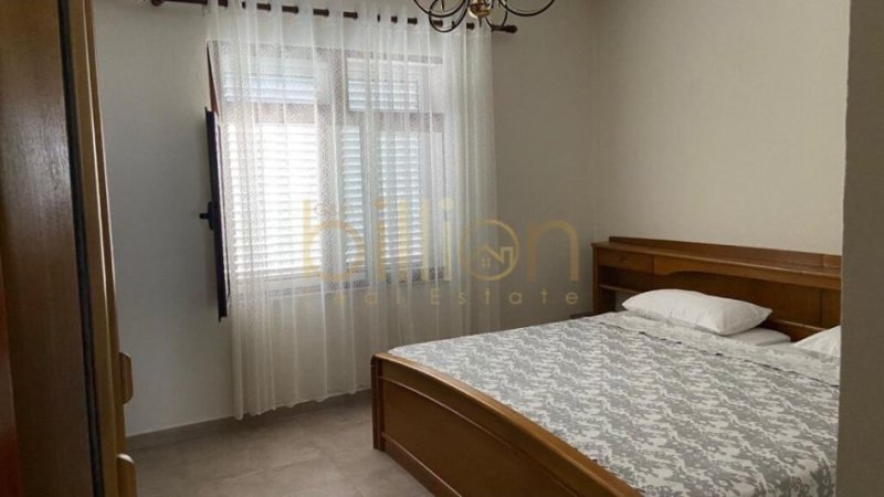 Tirane, jepet me qera apartament 2+1 Kati 2, 120 m² 450 € (Oxhaku, Tirane)