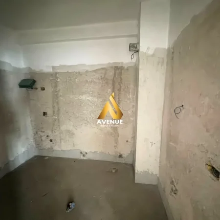 Tirane, shitet apartament 2+1+Ballkon Kati 7, 116 m² 133.400 € Yzberisht