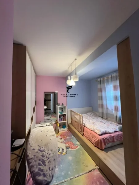 Tirane, shitet apartament 2+1+Ballkon Kati 1, 110 m² 240.000 € (LIQENI I THATE)