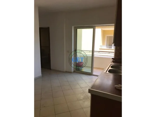 Durres, shes apartament 1+1 Kati 5, 52 m² 49.000 € (Shkembi i Kavajes, Durres)