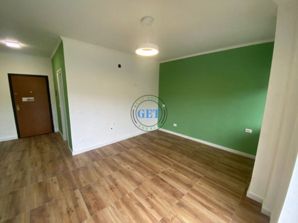 Durres, shes garsonier 1+1 Kati 4, 42 m² 48.000 € (Shkembi i Kavajes, Durres)