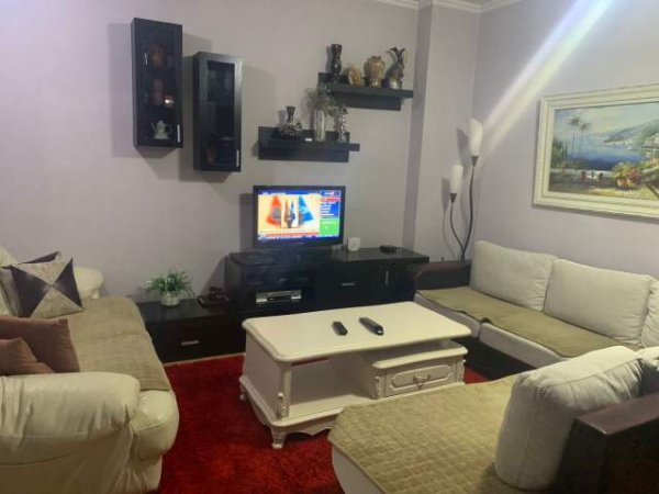Tirane, shes apartament 2+1 Kati 6, 102 m² 95.000 Euro (Loni Ligori)