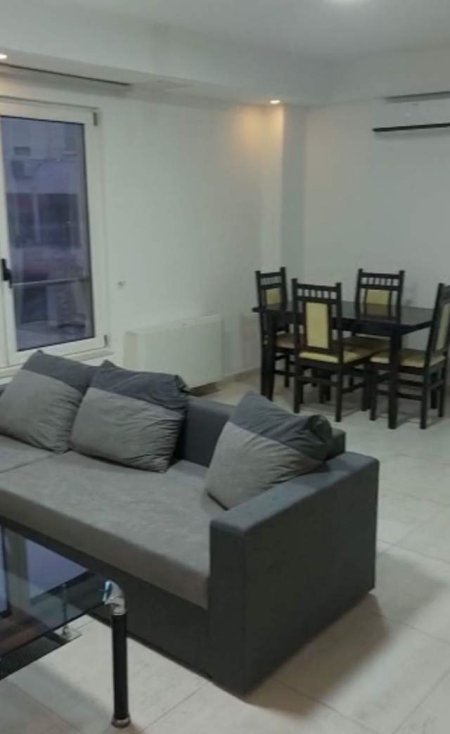 Tirane, jepet me qera apartament 2+1 Kati 5, 500 Euro (VASIL SHANTO)