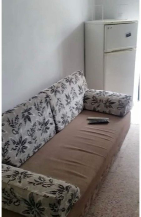 Tirane, jepet me qera apartament Kati 3, 65 m² 320 Euro (MEDRESE)