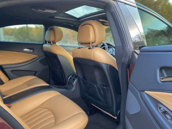 Tirane, shes makine Mercedes-Benz Cls 320 Designo Viti 2009,