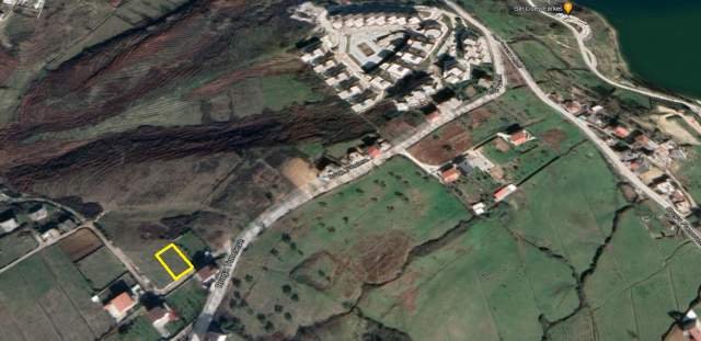 Tirane, shes toke 500 m² 70000 Euro (Farke)