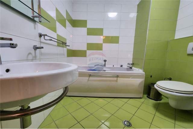 Tirane, jepet me qera apartament Kati 5, 95 m² 500 Euro (ndre mjeda)