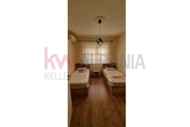 Tirane, jepet me qera apartament 2+1 Kati 4, 80 m² 600 Euro (Kompleksi Kontakt,21 Dhjetori)